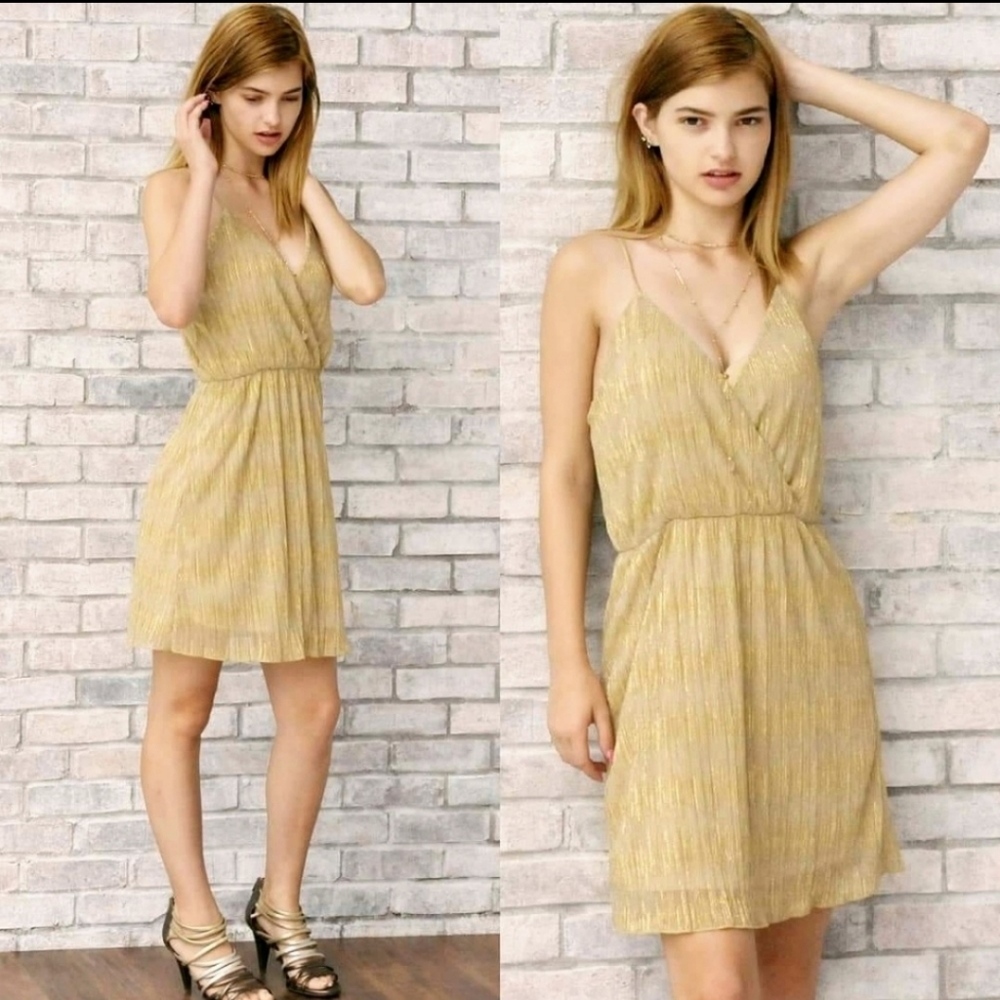💛Metallic Gold Dress - Picture 1 of 5